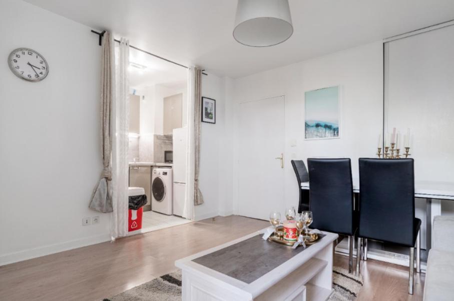 Appartement Spacieux Avec Terrasse Pres De Paris Et Du Stade De France Saint-Denis  Exterior foto