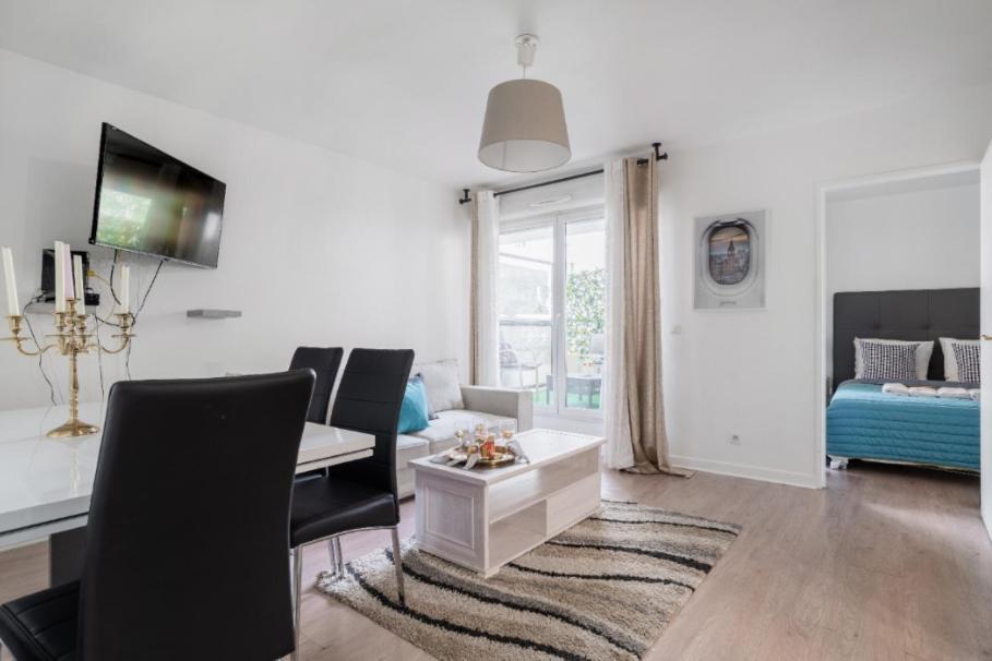 Appartement Spacieux Avec Terrasse Pres De Paris Et Du Stade De France Saint-Denis  Exterior foto